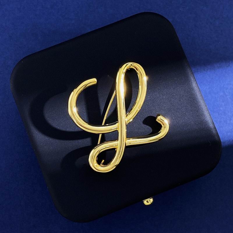 Loewe brooch 05lyx23